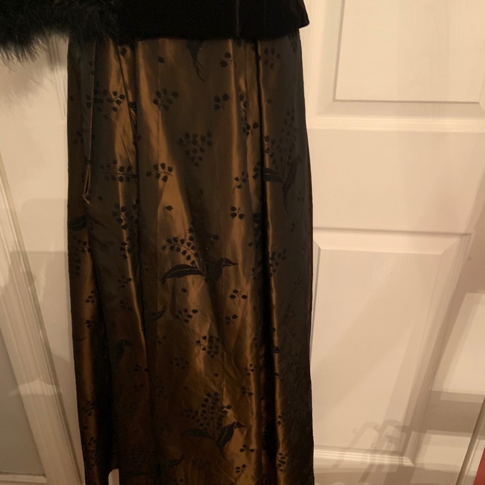 Dress - Picture 3 of 5